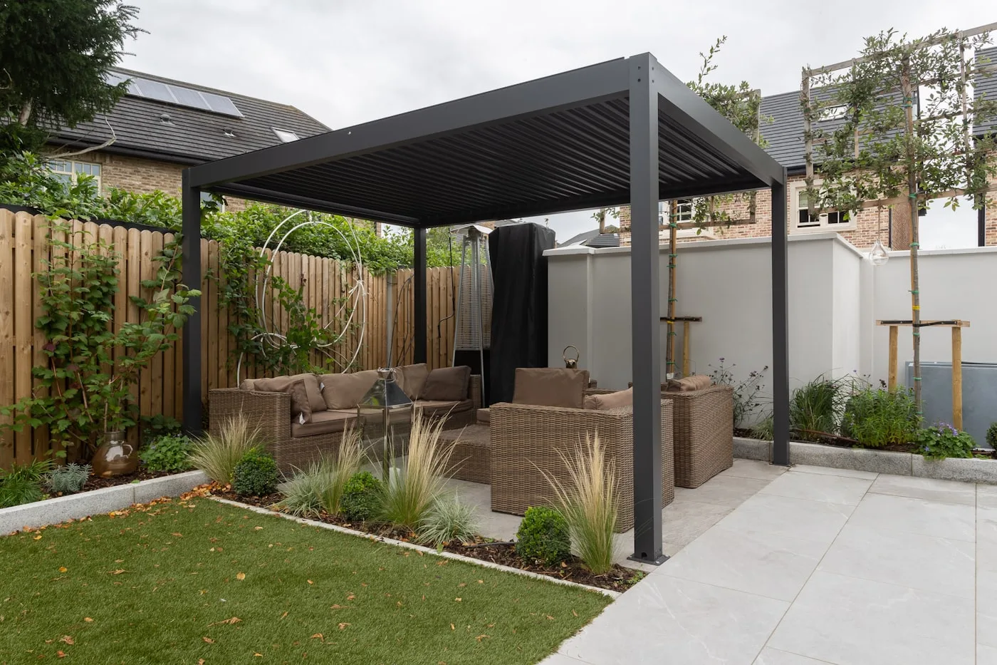 Covered patio with outdoor seating